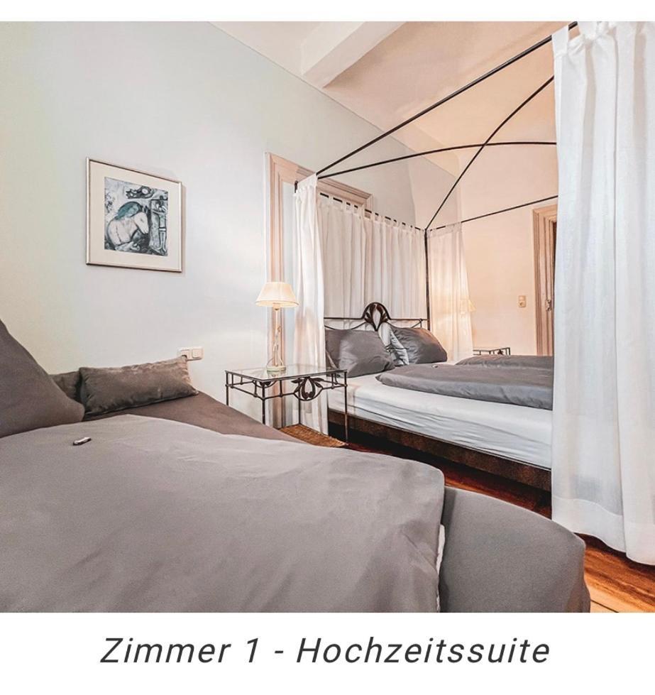 Hotel Weinstube Am Markt Gerolzhofen Экстерьер фото