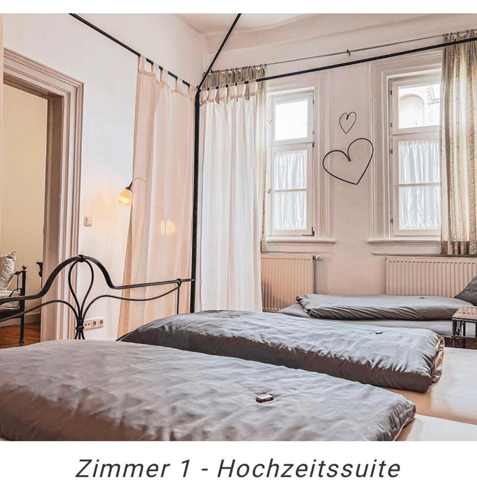 Hotel Weinstube Am Markt Gerolzhofen Экстерьер фото