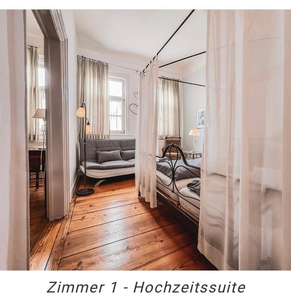 Hotel Weinstube Am Markt Gerolzhofen Экстерьер фото