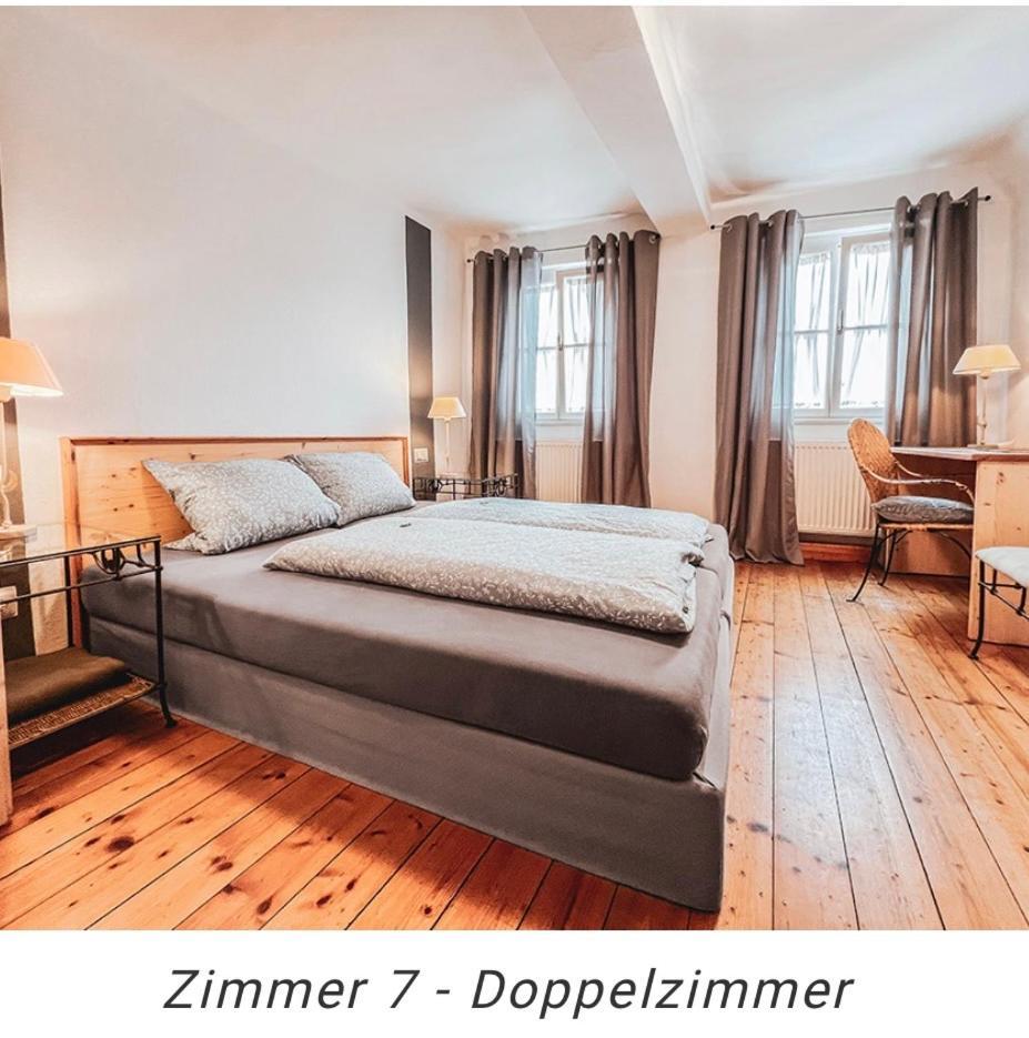 Hotel Weinstube Am Markt Gerolzhofen Экстерьер фото